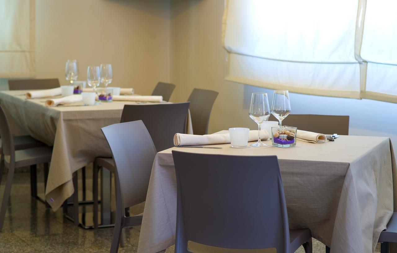 索尔玛酒店 SantʼAlessio Siculo 外观 照片